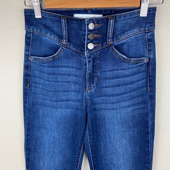 Altar’d State Danielle Frayed Hem Flare Jeans - Picture 4 of 8